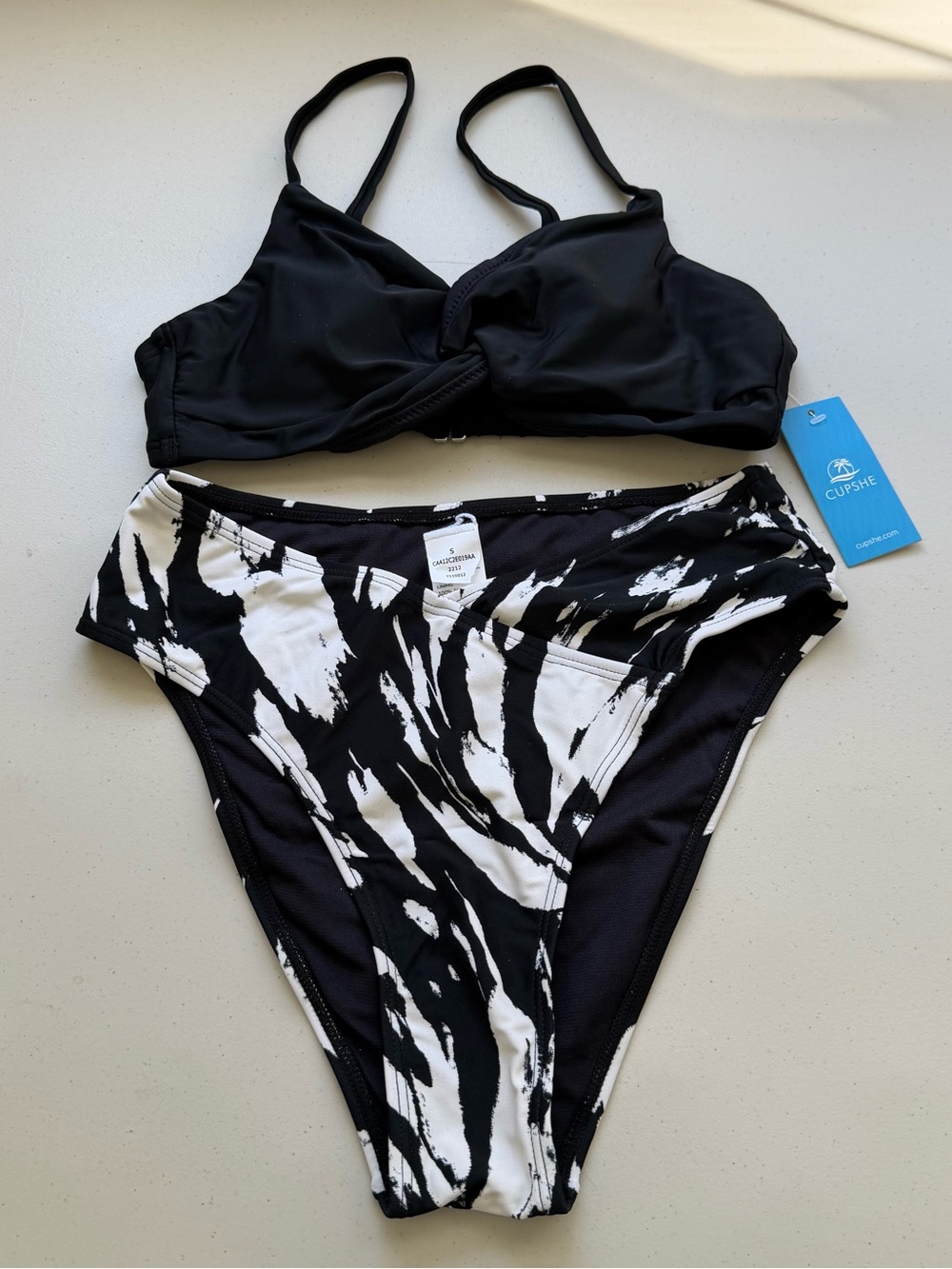 Cupshe Bikini Set S Black Top White/Black Abstract High Waist Adjustable Strap